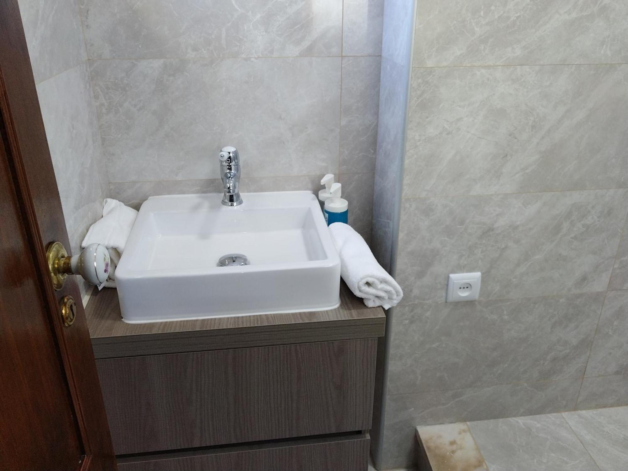 Oeiras Lagoas Parque ,Elite Home Porto Salvo  Eksteriør bilde